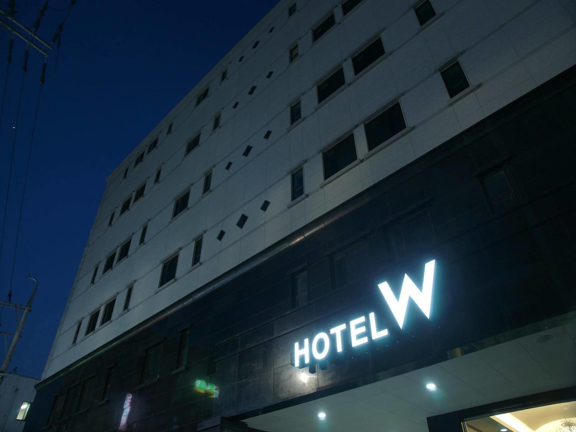 ホテル W シンチェジュ 済州市 エクステリア 写真